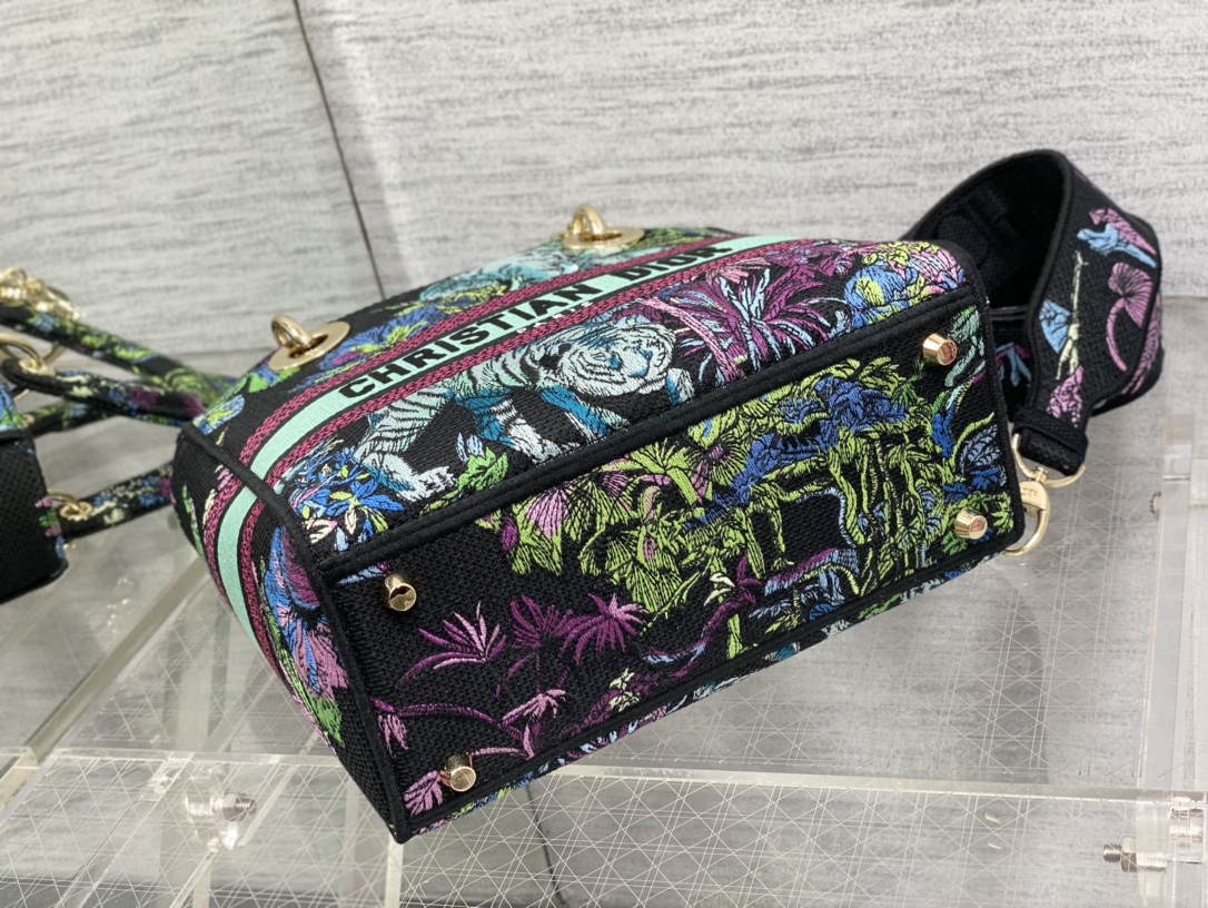 D*or medium lady d-lite bag