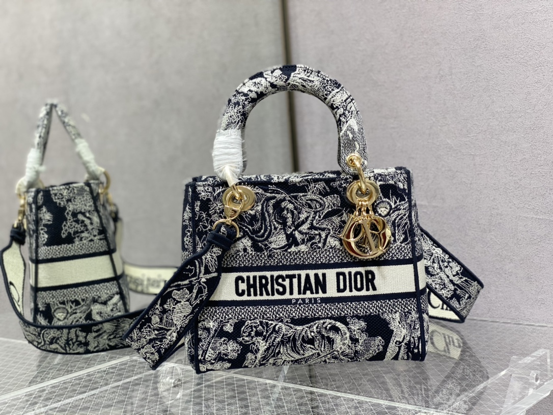 D*or medium lady d-lite bag