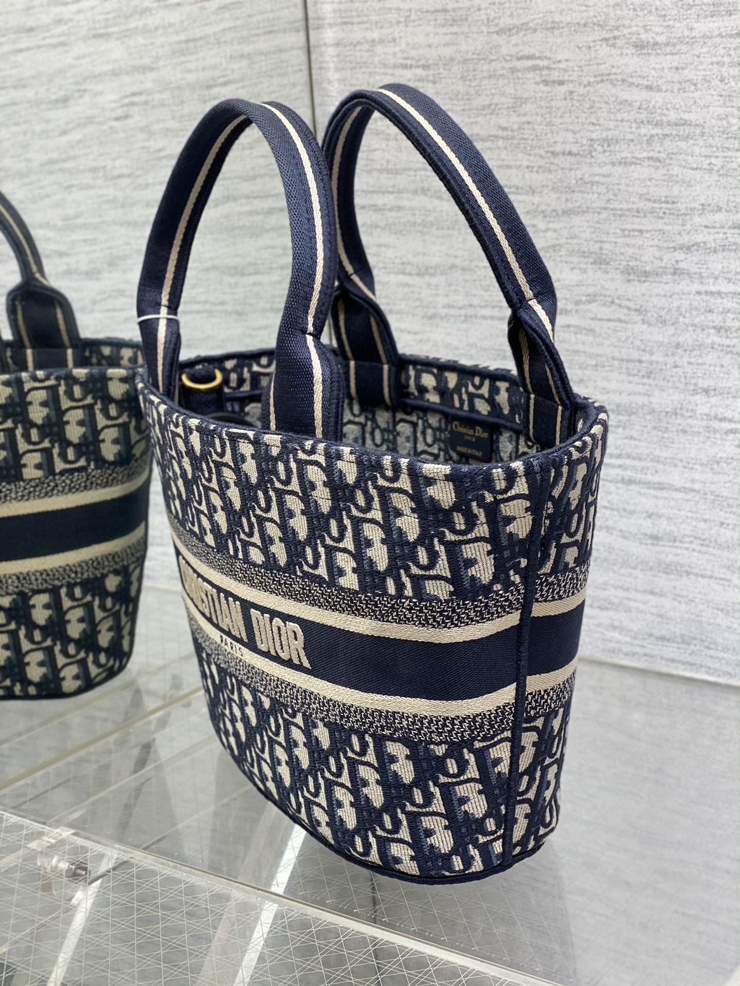 D*or hat basket bag