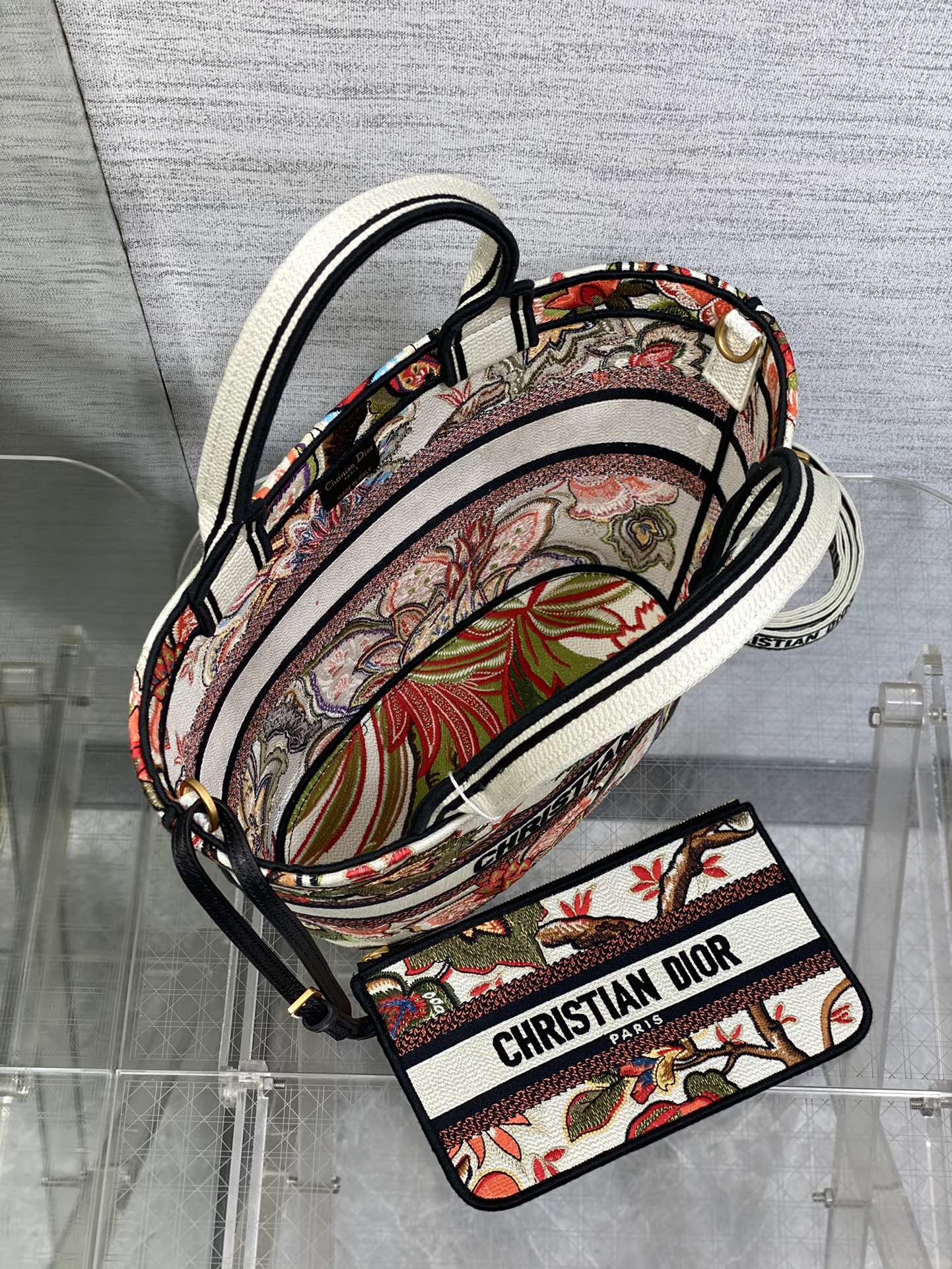 D*or hat basket bag