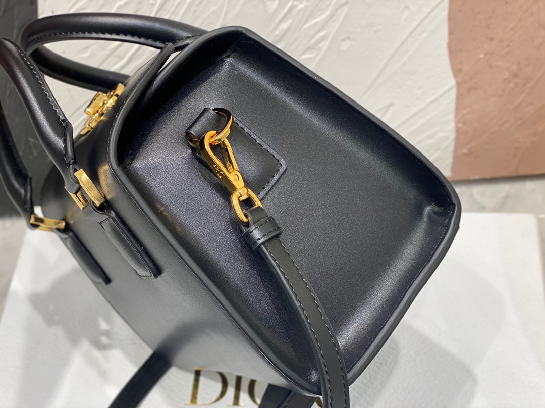 D*or samll boston bag