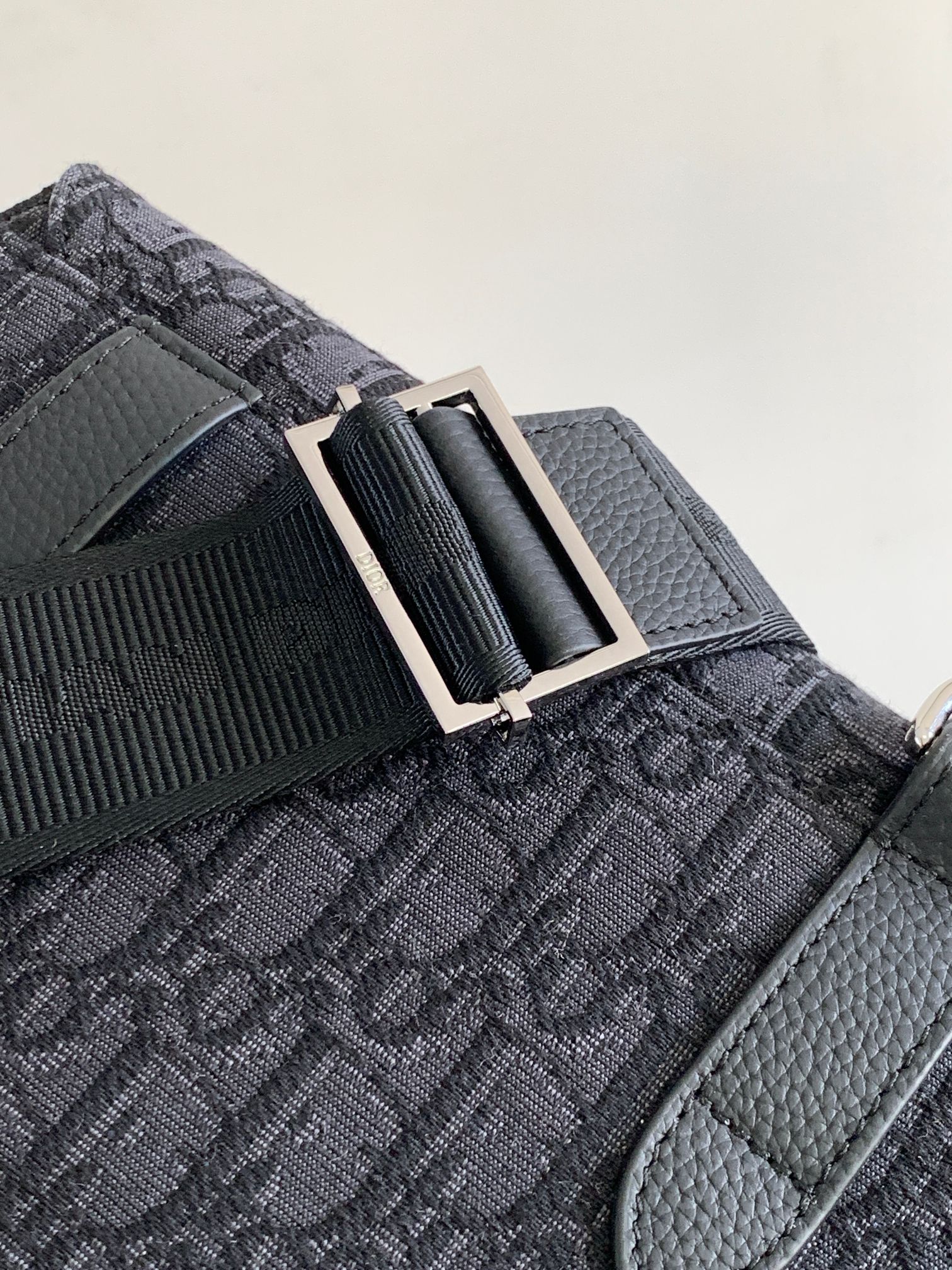 D*or saddle messenger bag
