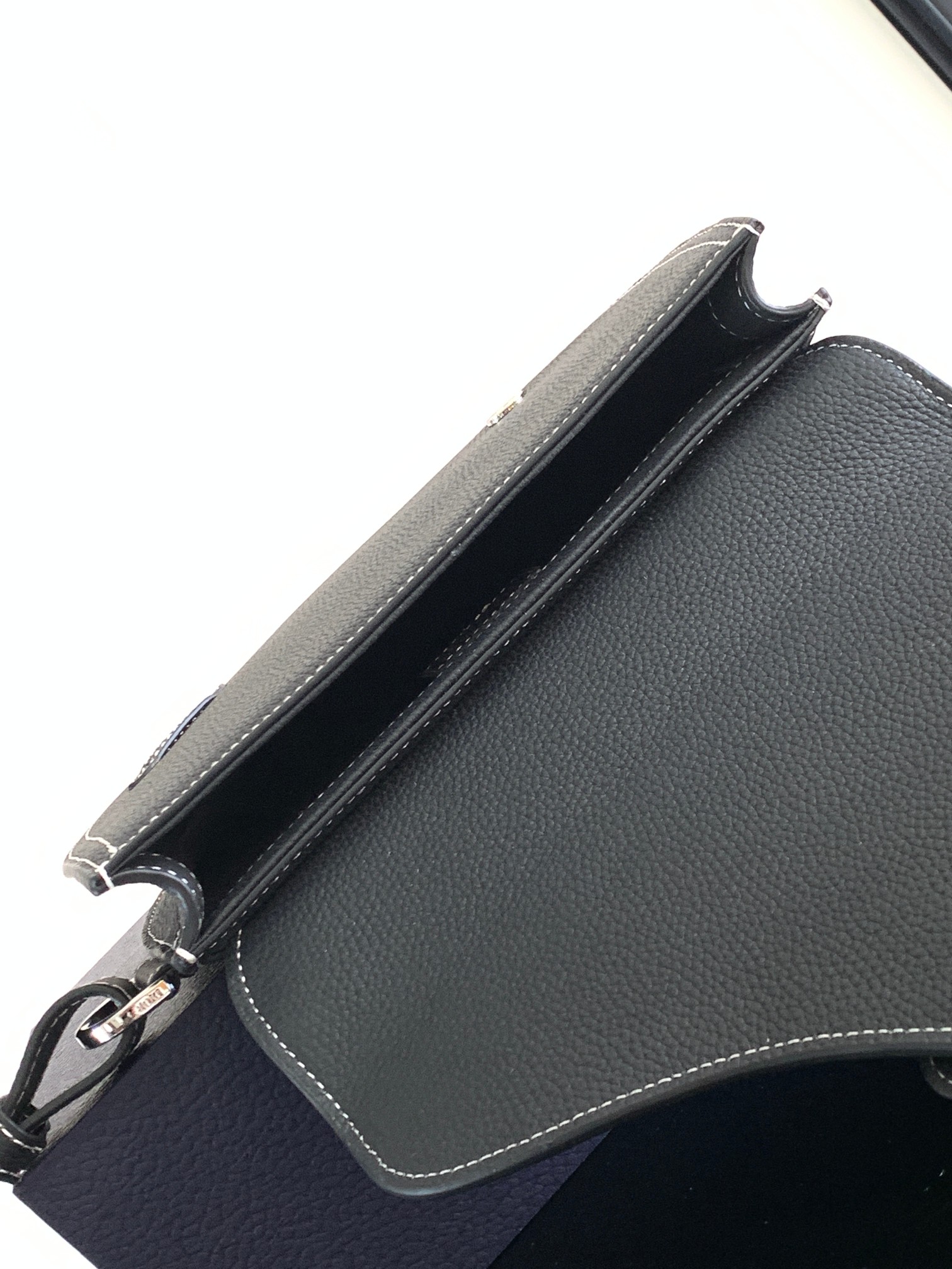 D*or saddle messenger bag