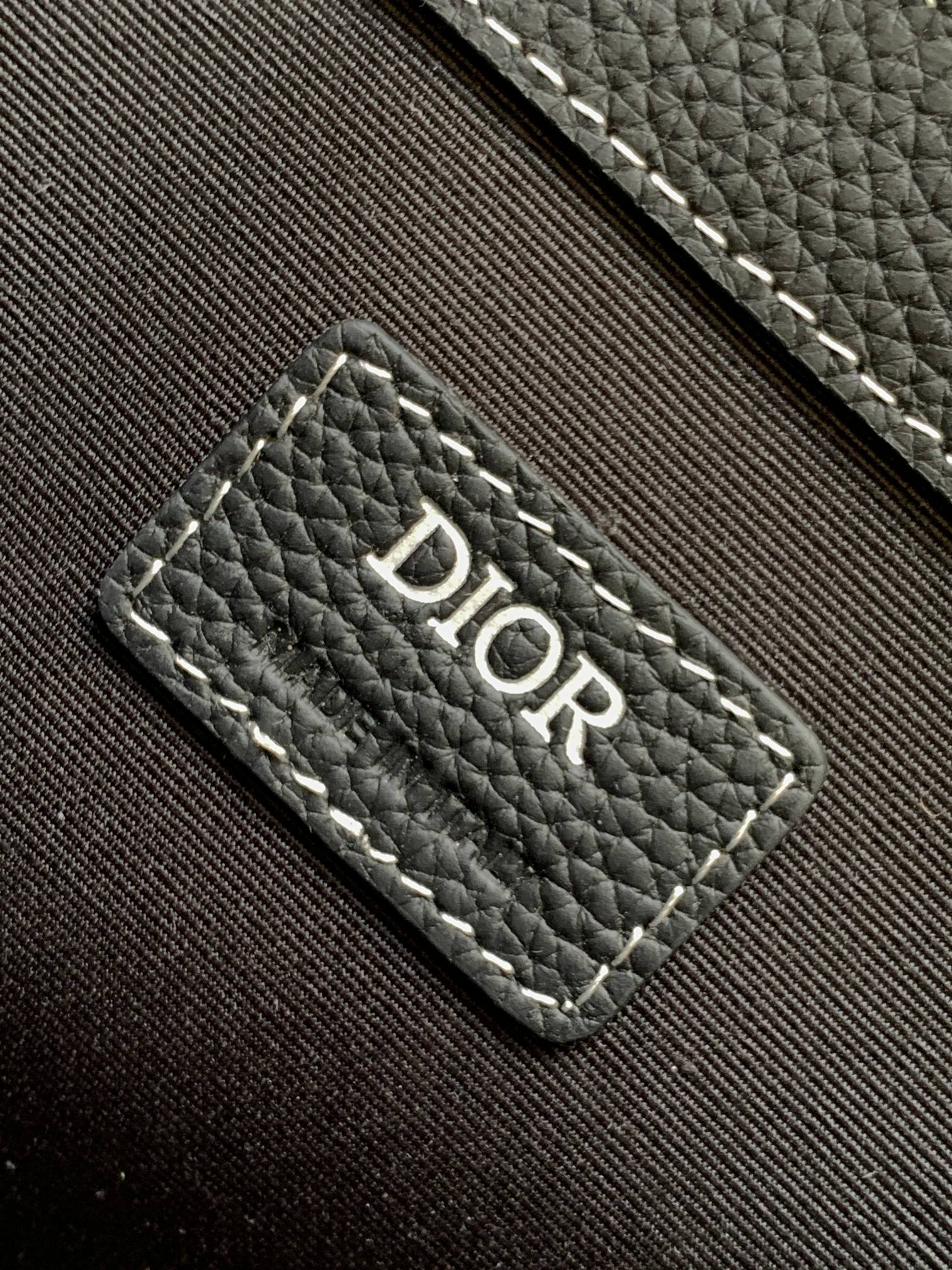 D*or saddle messenger bag