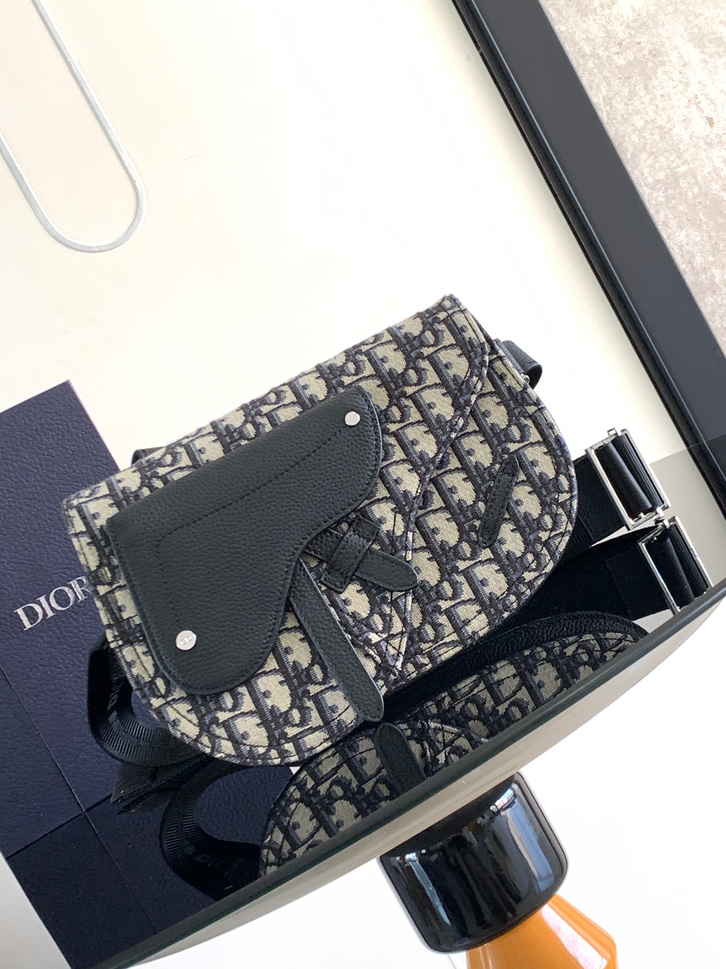 D*or saddle messenger bag