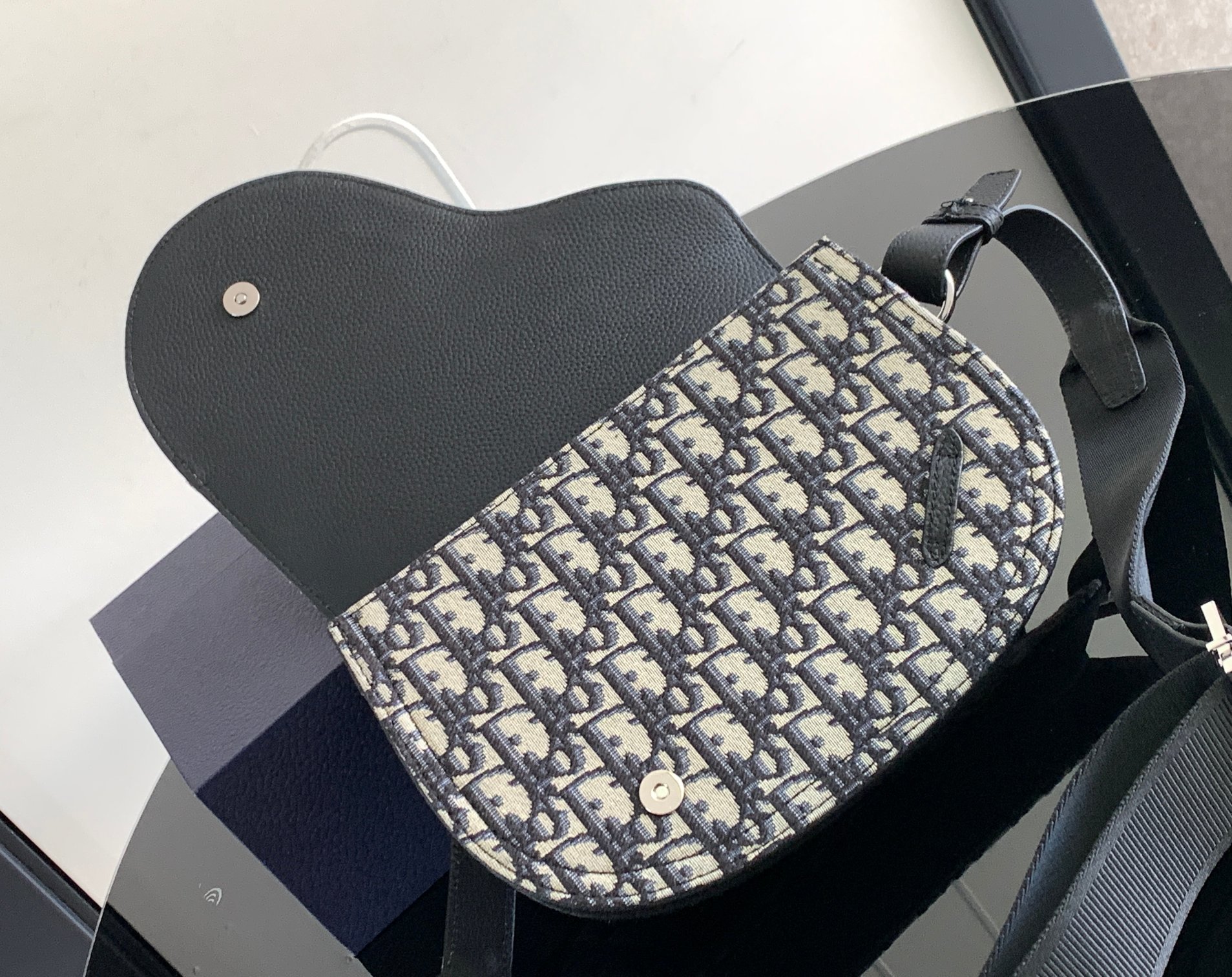 D*or saddle messenger bag