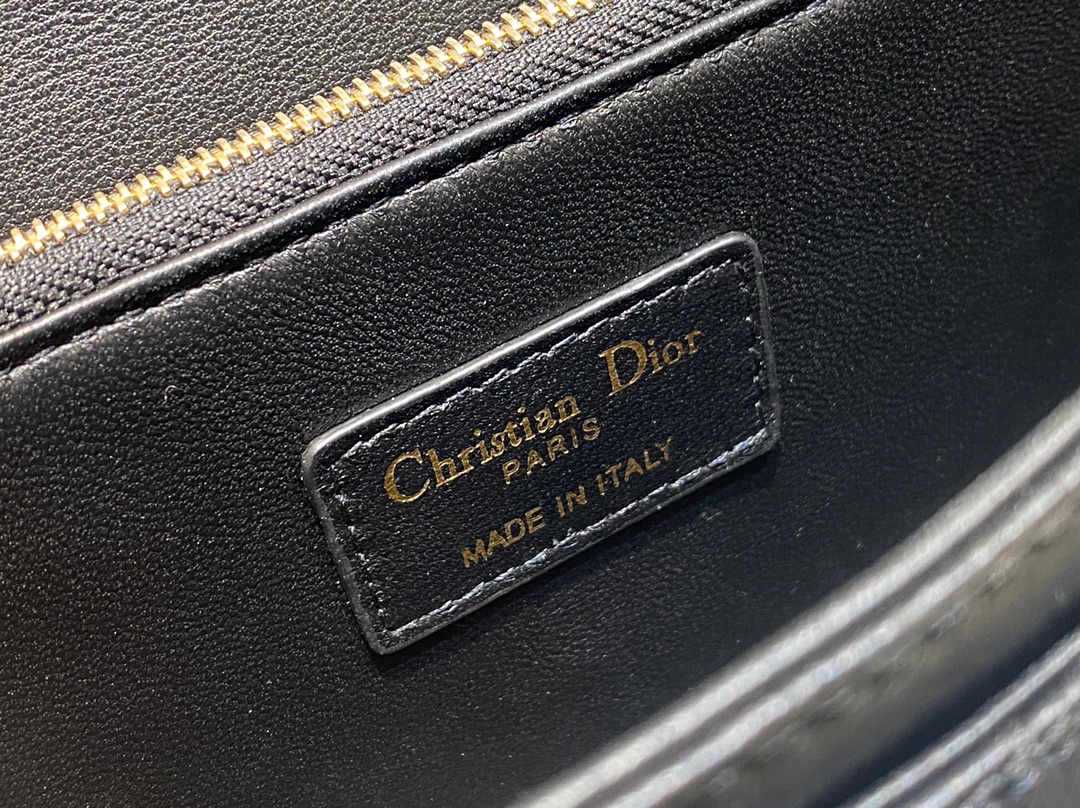miss D*or top handle bag
