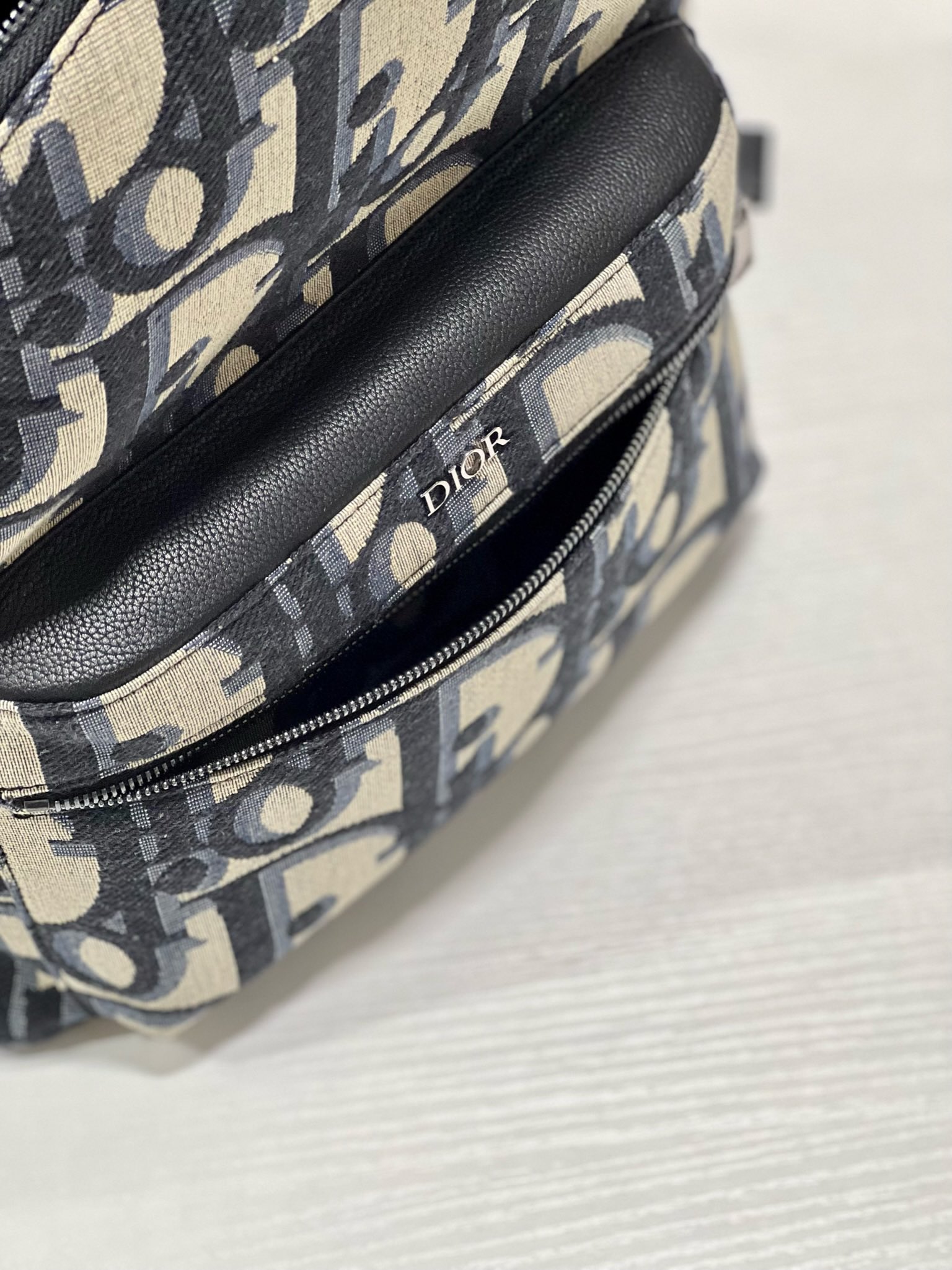 D*or oblique rider backpack small
