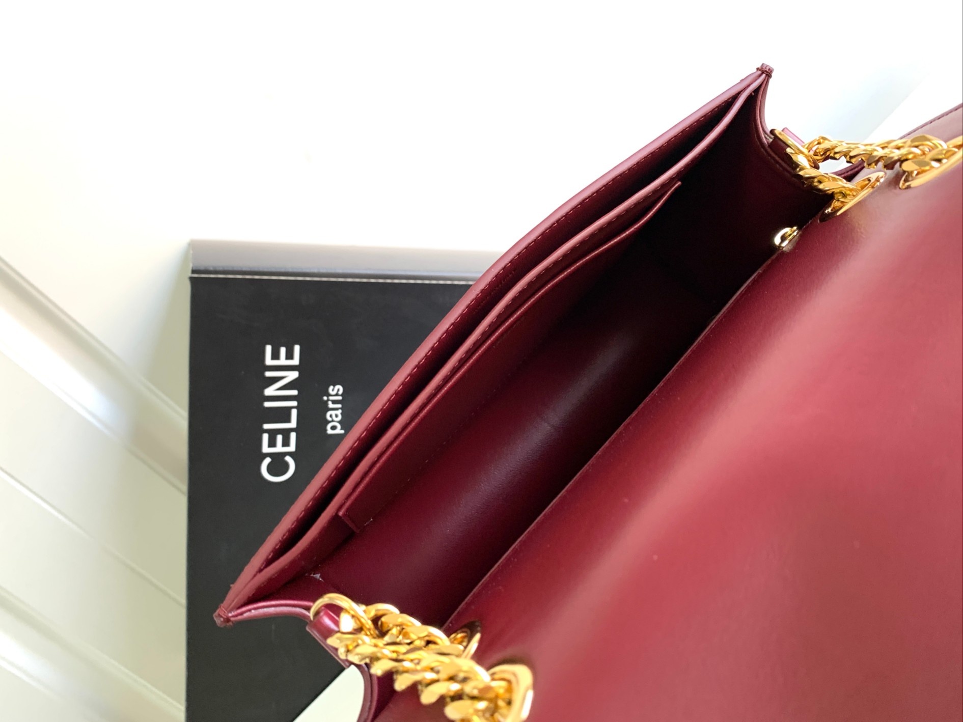 Ce**e triomphe frame medium