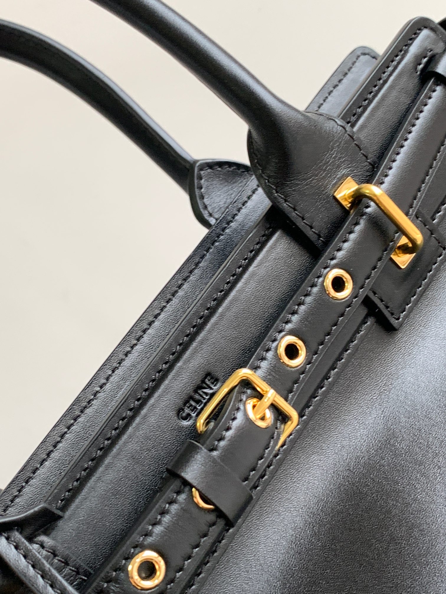 ce**e conti bag in S*pple calfskin