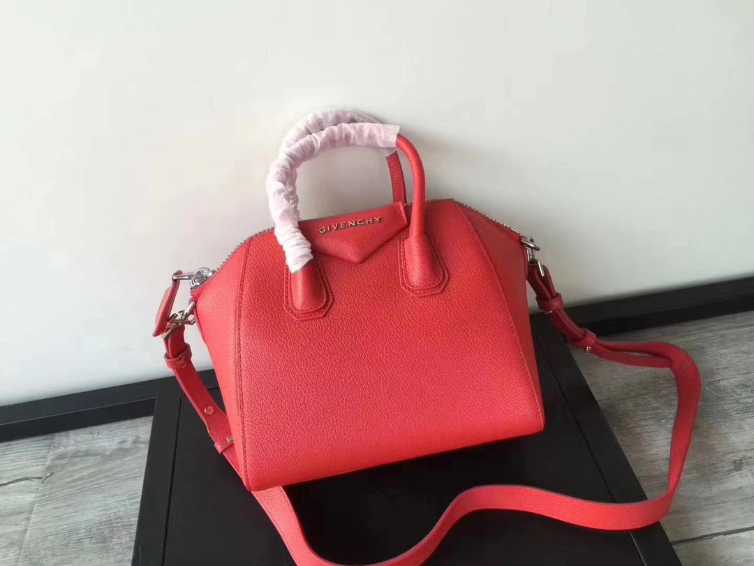 Givenchy Antigona Mini