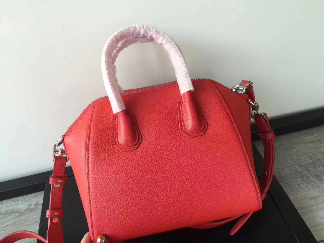 Givenchy Antigona Mini