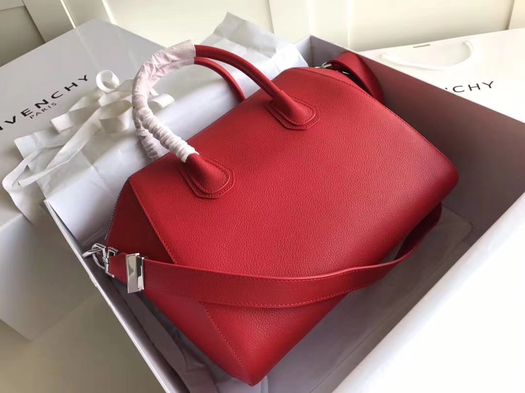 Givenchy Antigona Medium