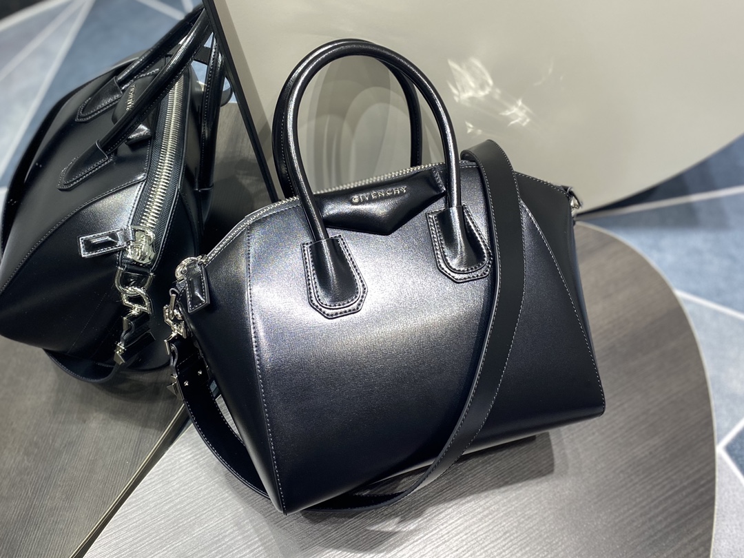 Givenchy Antigona Bag
