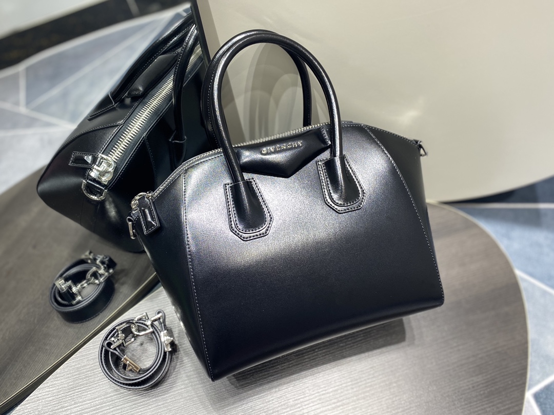 Givenchy Antigona Bag