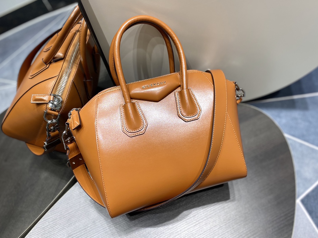 Givenchy Antigona Bag