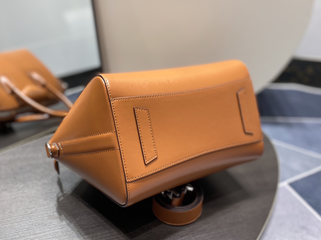 Givenchy Antigona Bag