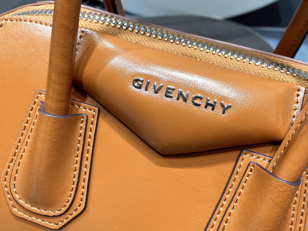 Givenchy Antigona Bag