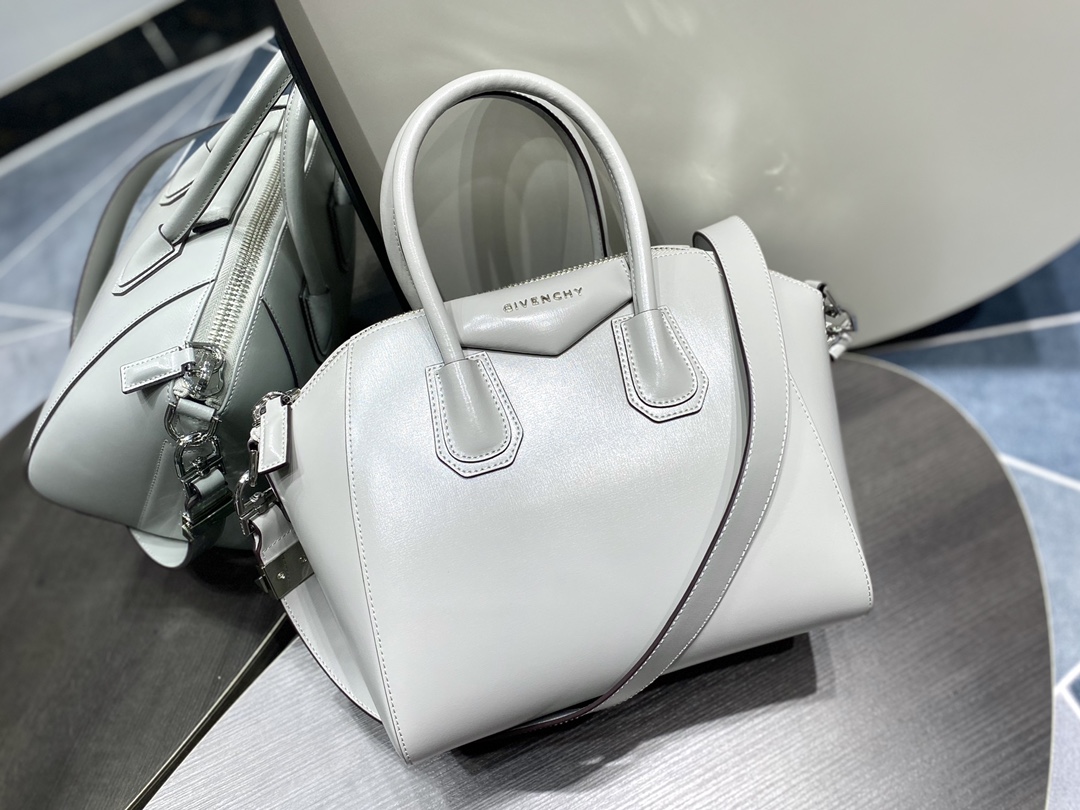 Givenchy Antigona Bag