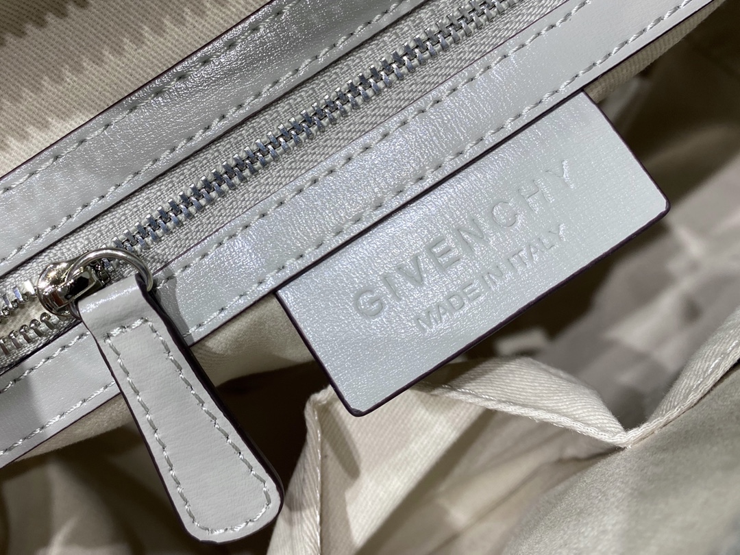 Givenchy Antigona Bag