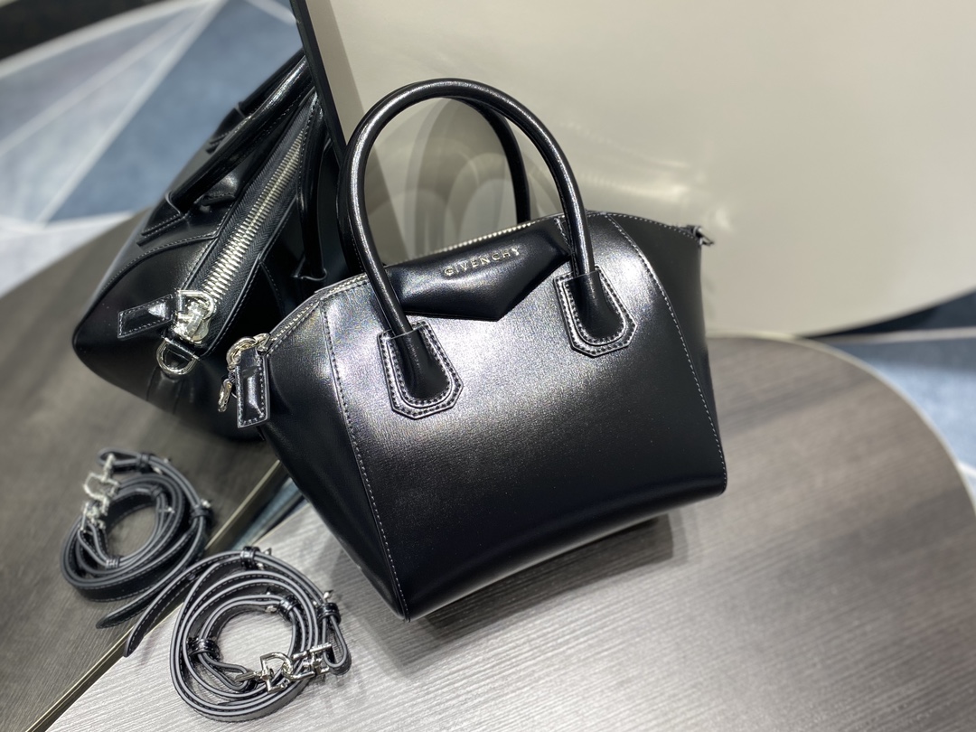 Givenchy Antigona Small Bag
