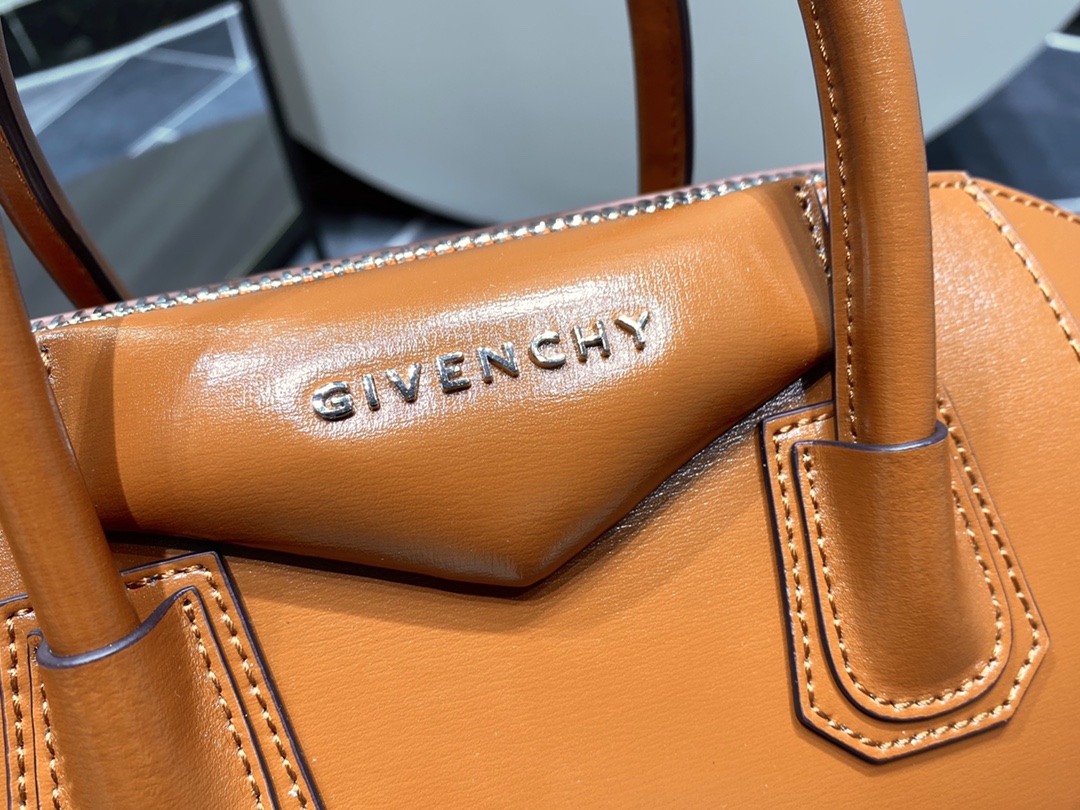 Givenchy Antigona Small Bag
