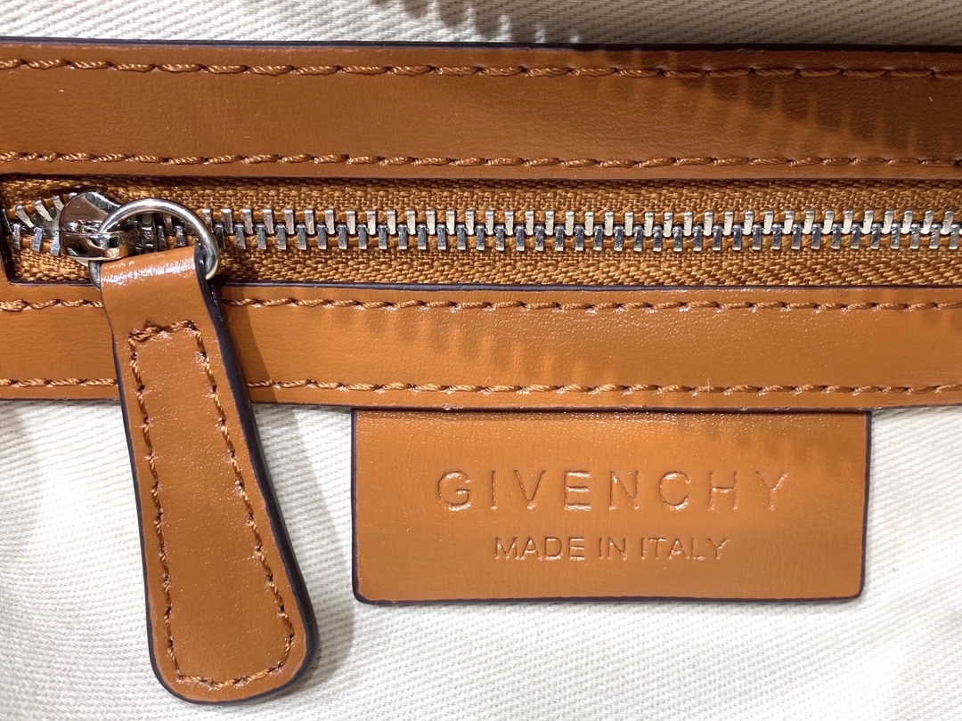 Givenchy Antigona Small Bag
