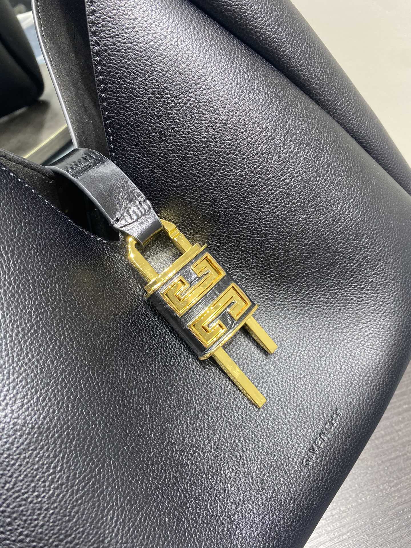 Givenchy G-Hobo  Medium