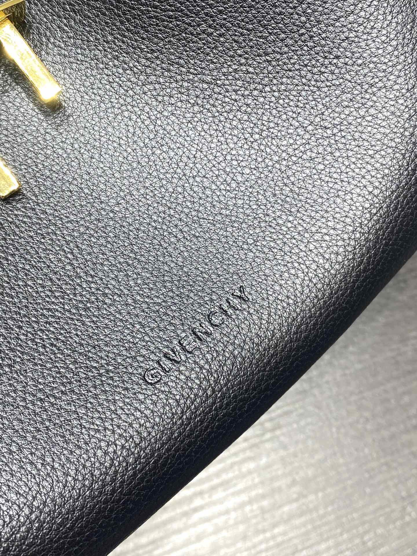 Givenchy G-Hobo  Medium