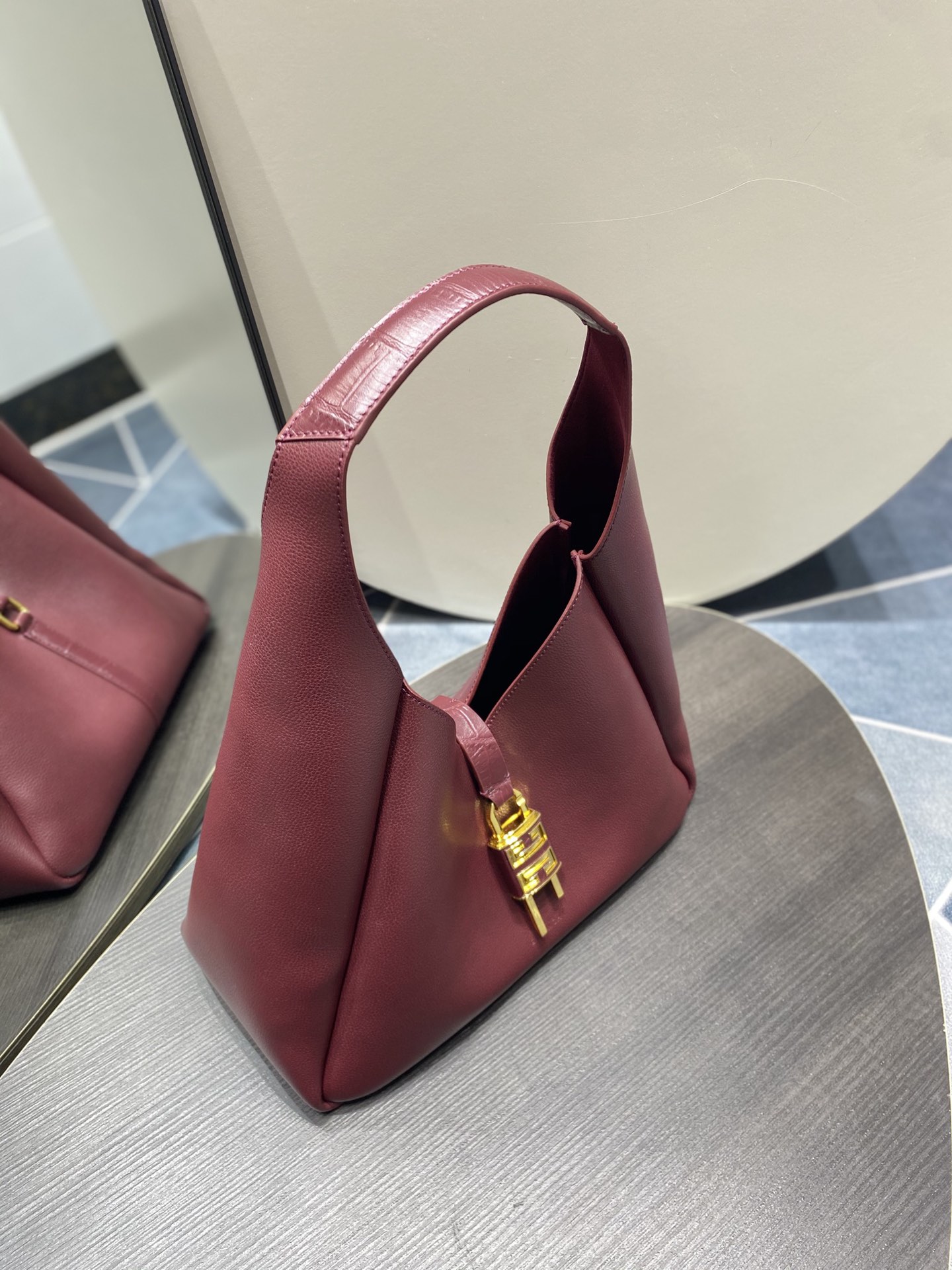 Givenchy G-Hobo  Medium