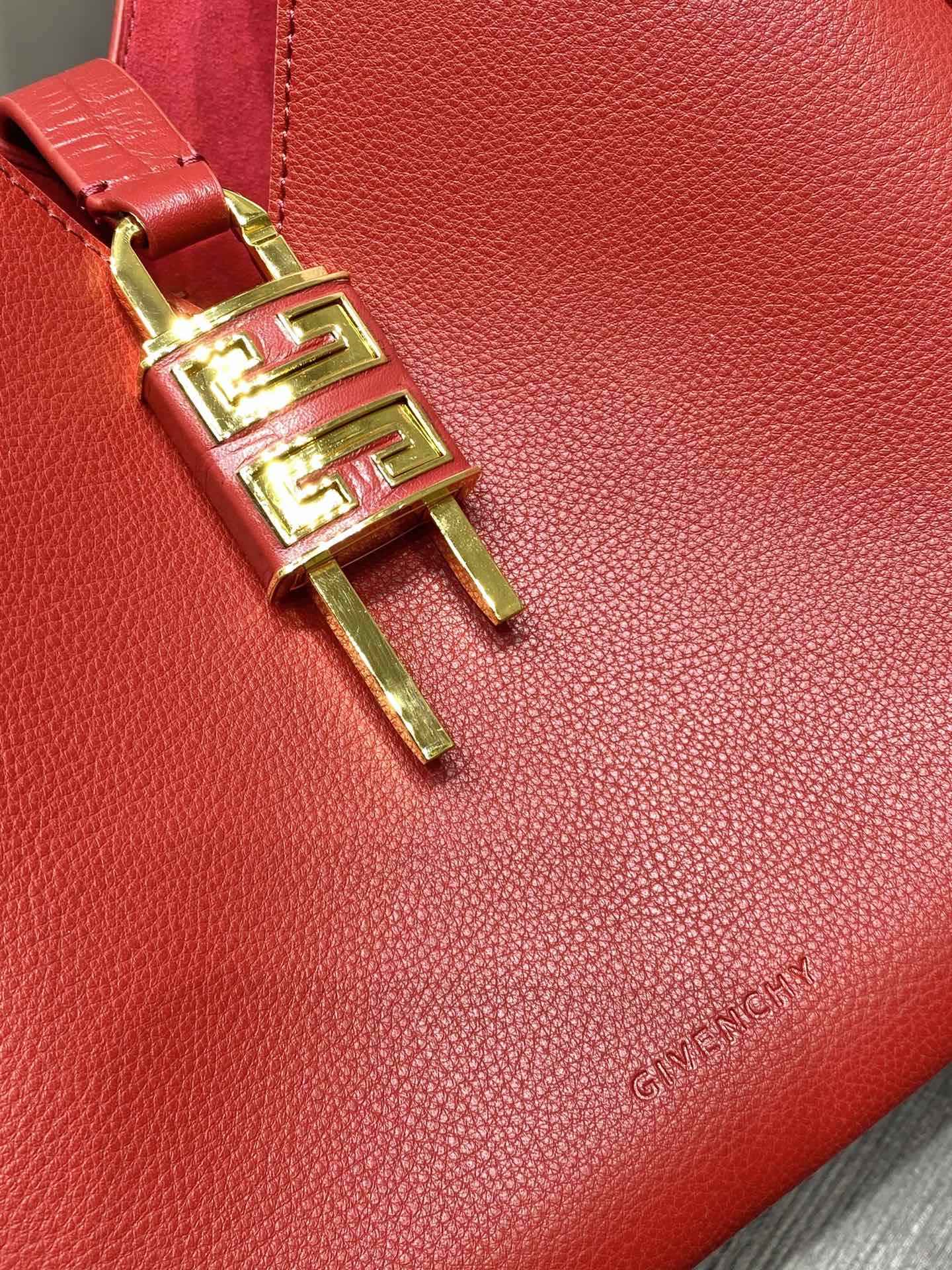 Givenchy G-Hobo  Medium