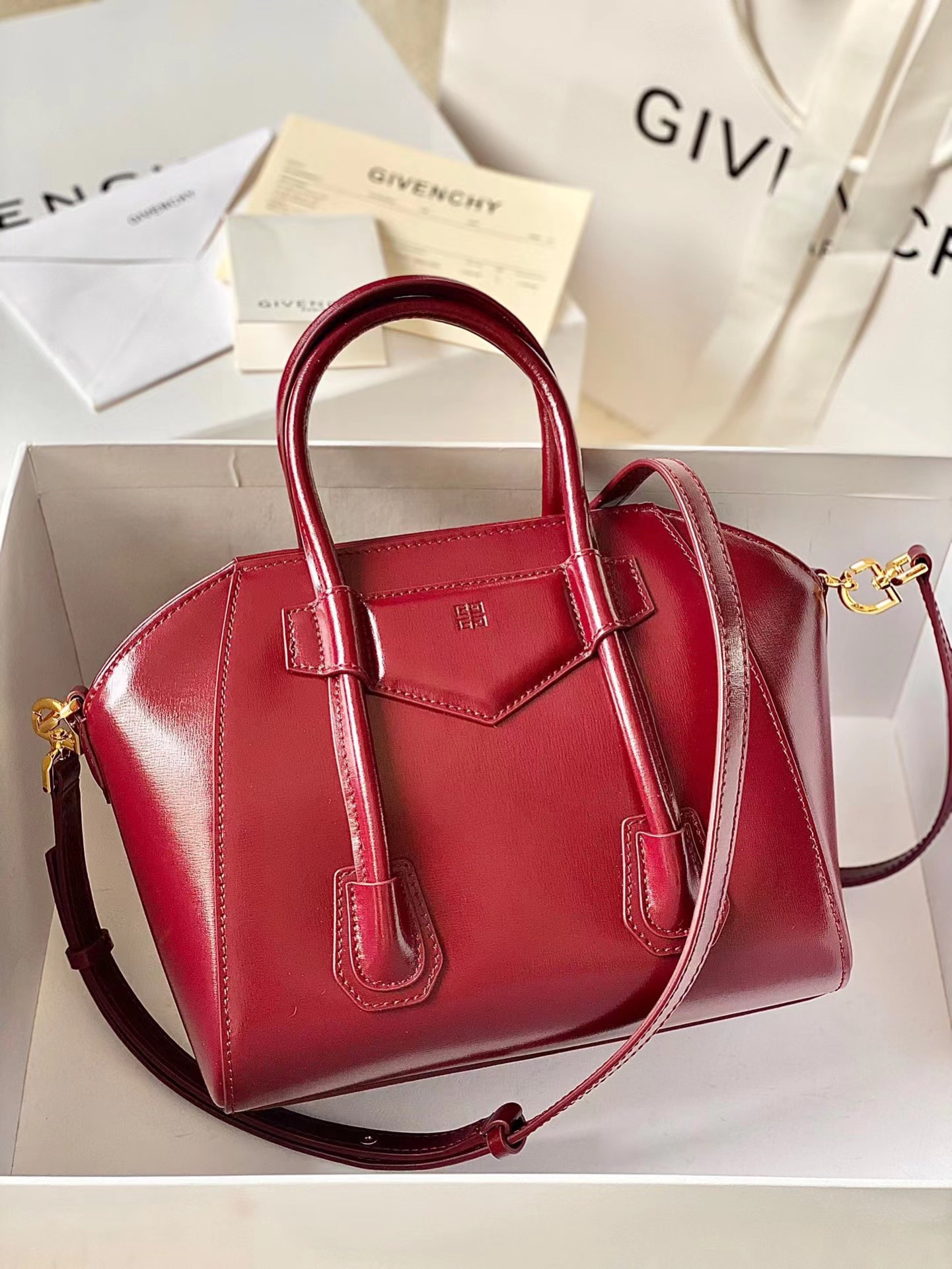 Givenchy Antigona Lock Soft