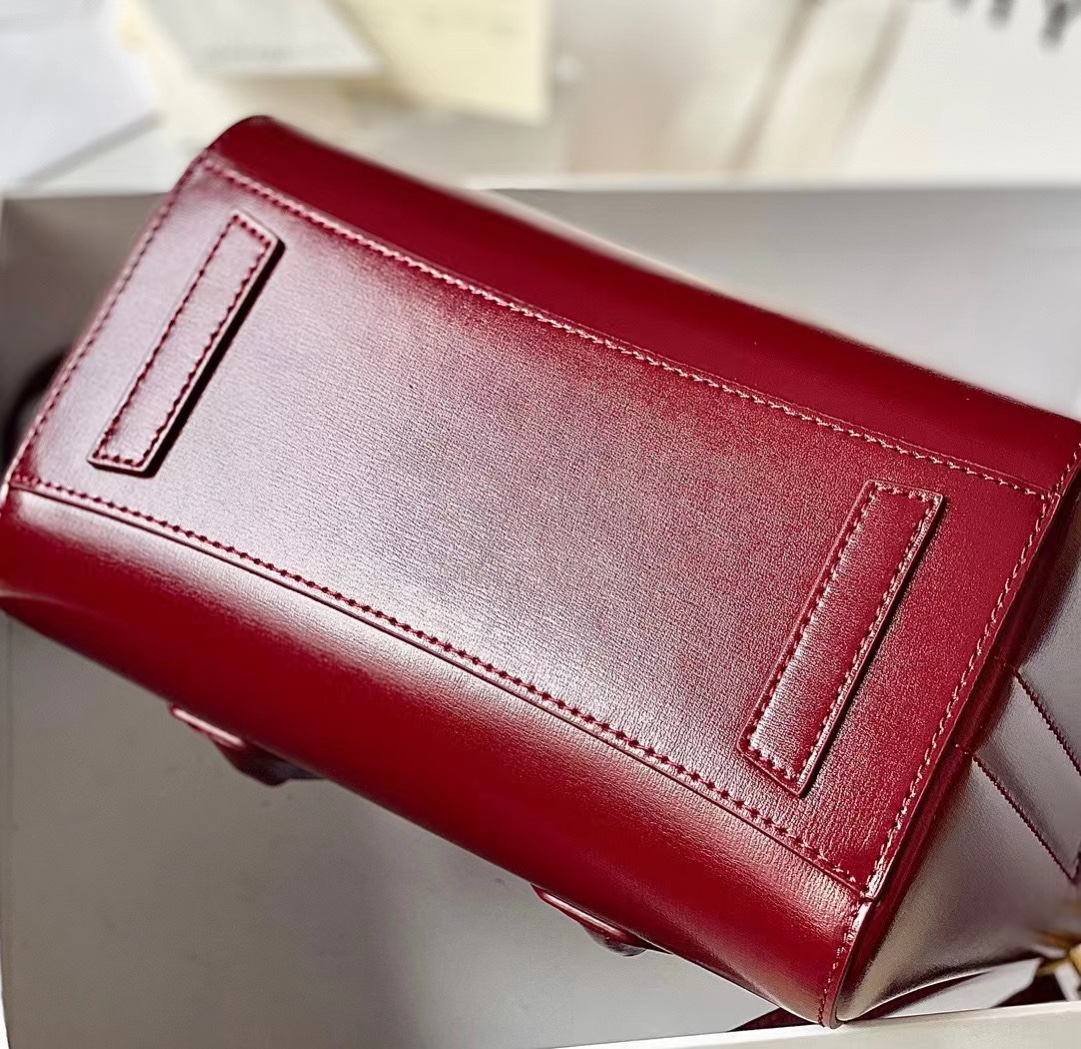 Givenchy Antigona Lock Soft