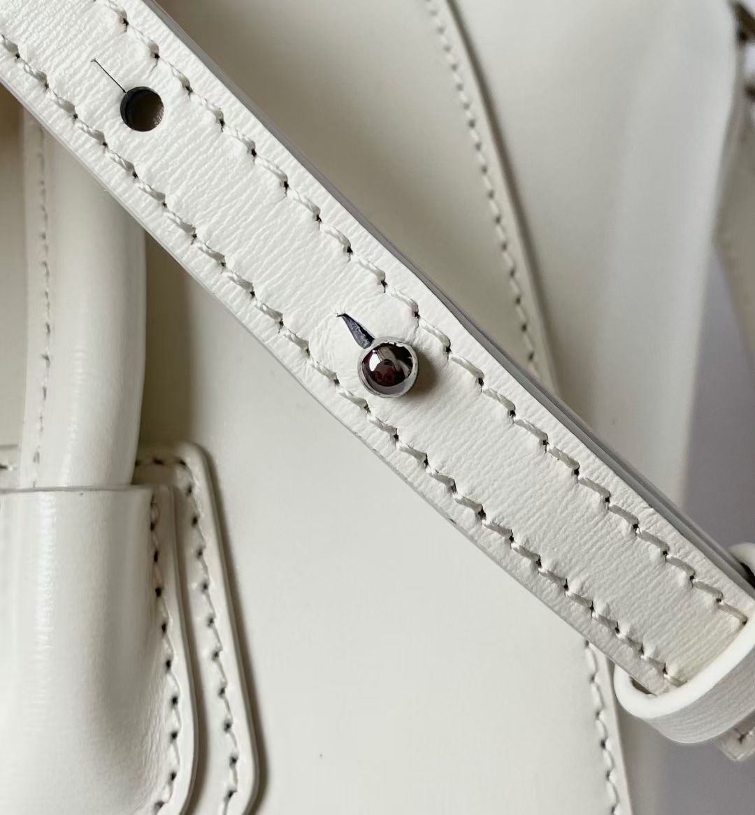 Givenchy Antigona Lock Soft
