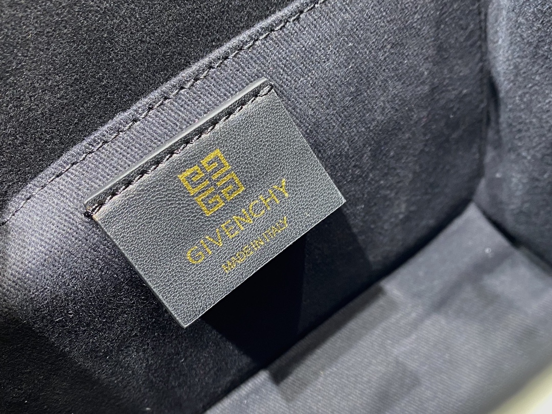 Givenchy Cabas G-tote Mini