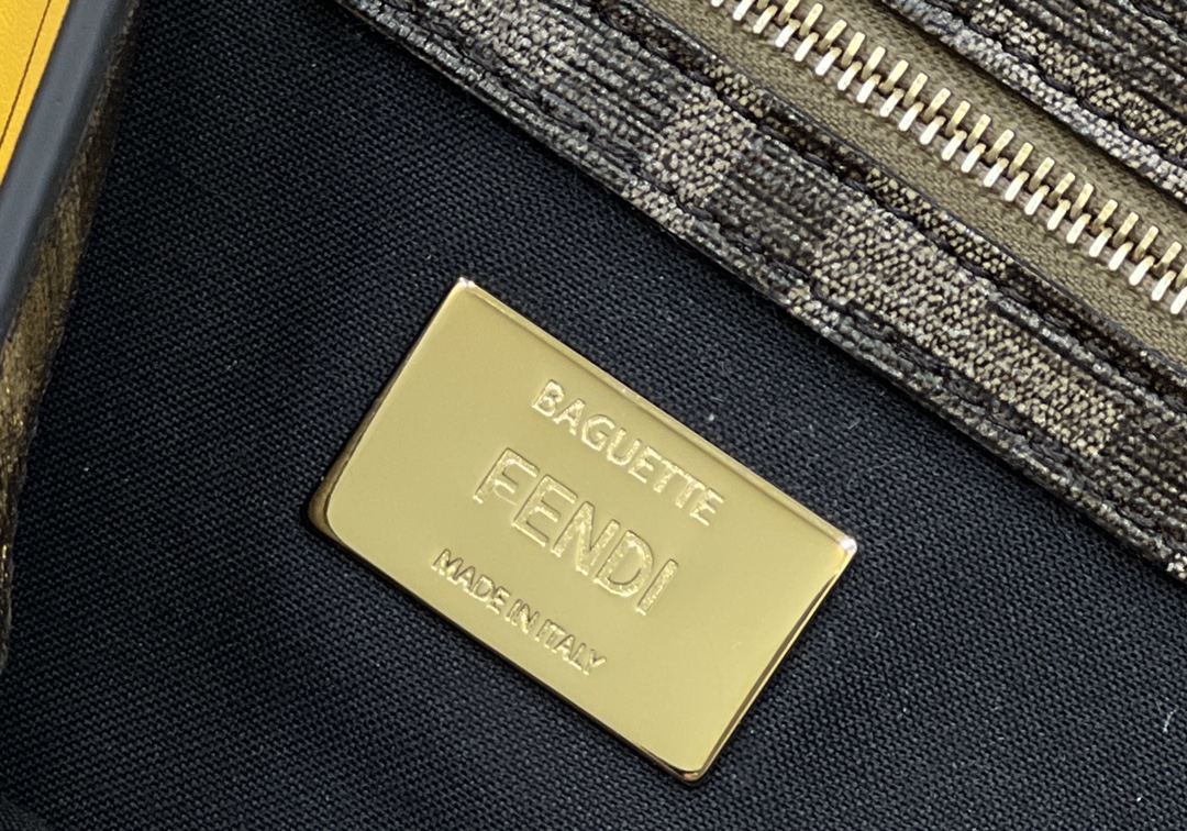 F**di  baguette  medium handbag