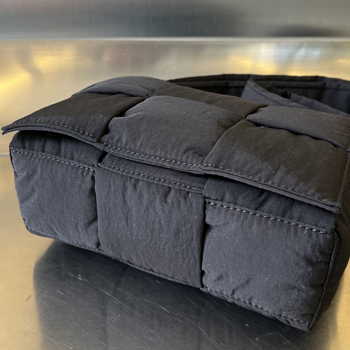 bo*te*ga Ve*ne*ta small padded tech cassette