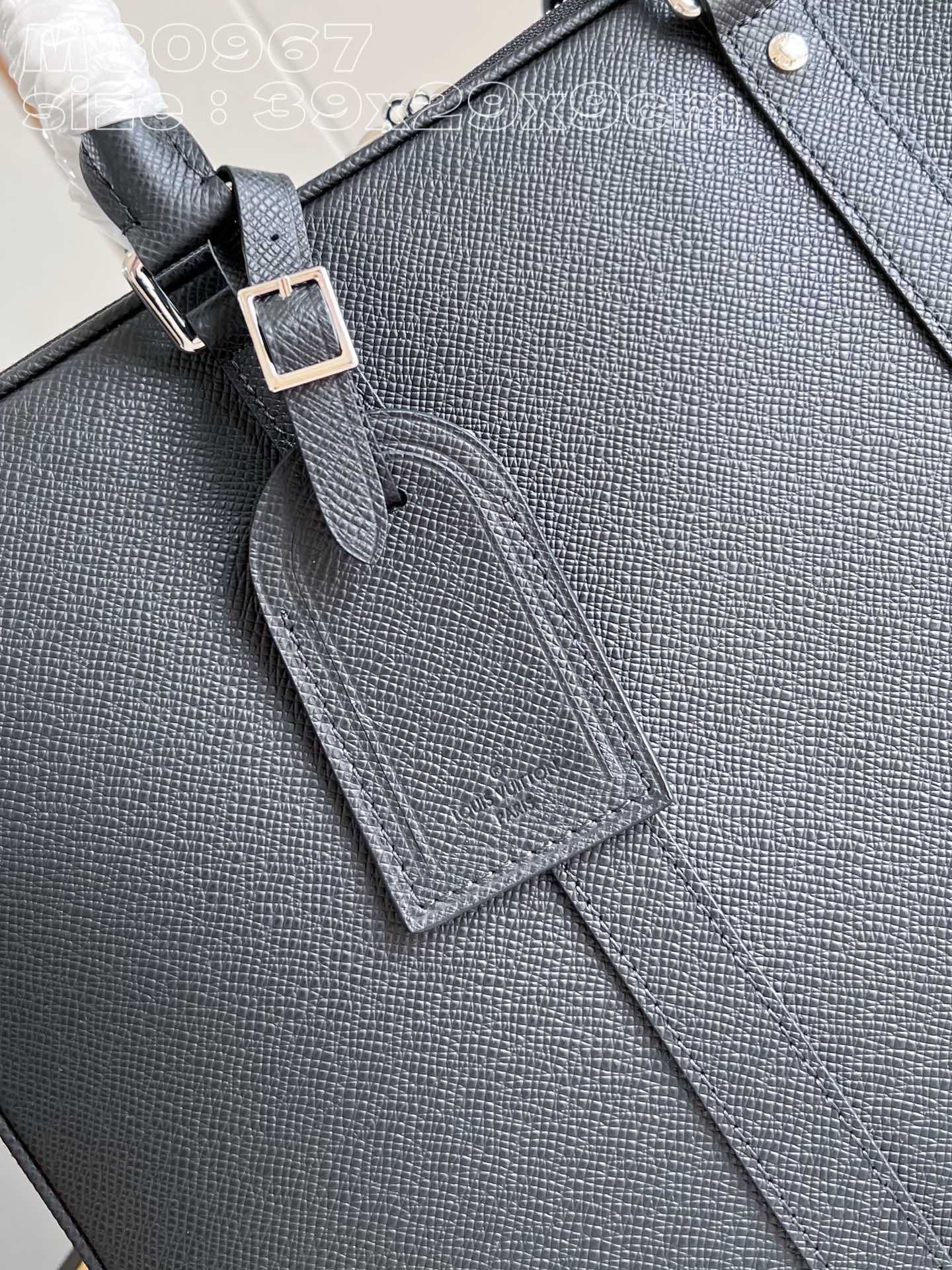 l**is V*t*n porte documents voyage