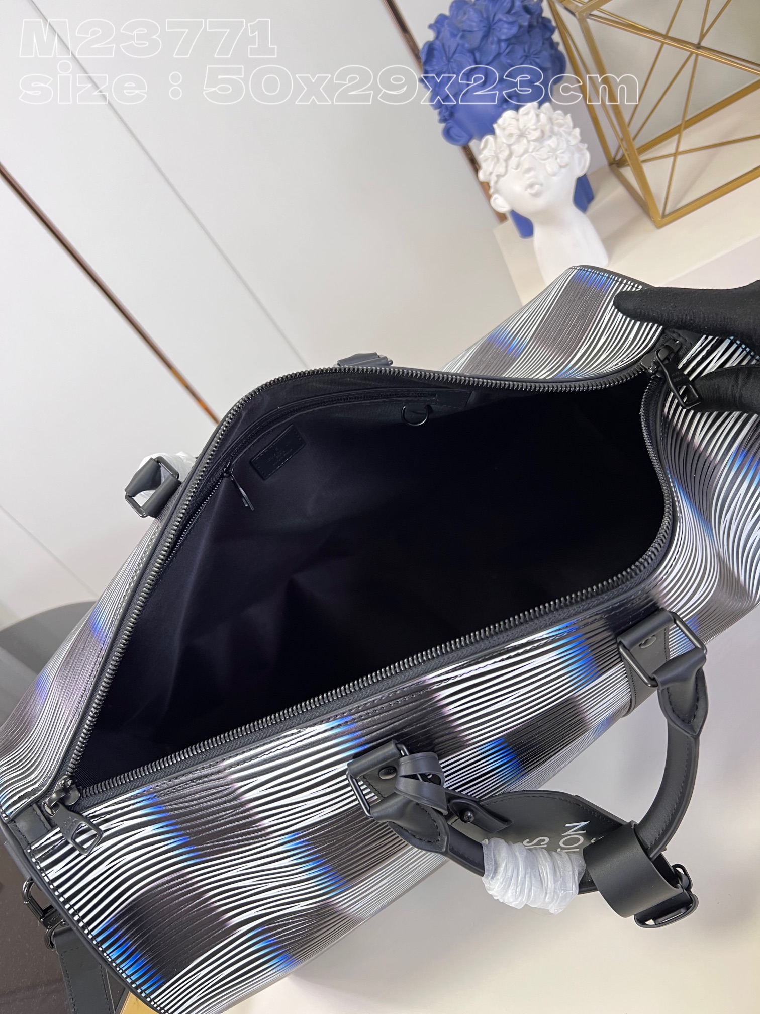 l**is V*t*n keepall bandoulière 50