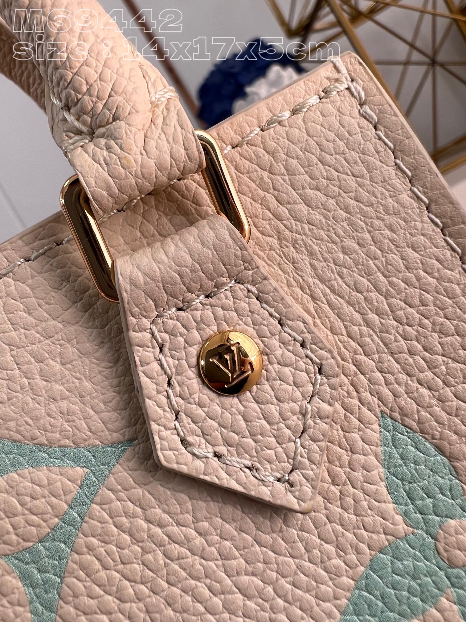 l**is V*t*n petit sac plat handbag