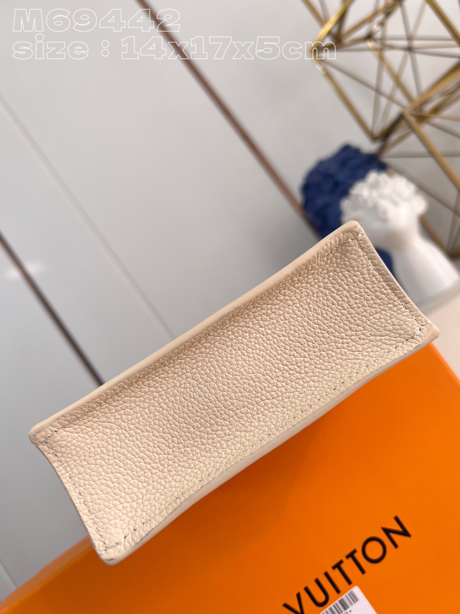 l**is V*t*n petit sac plat handbag