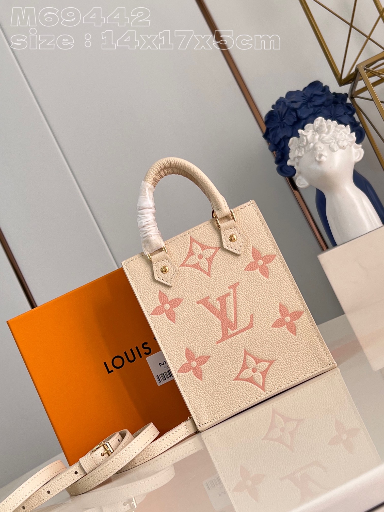 l**is V*t*n petit sac plat handbag