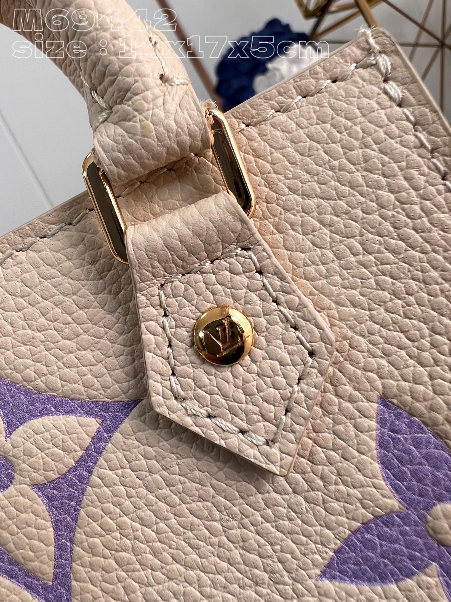 l**is V*t*n petit sac plat handbag
