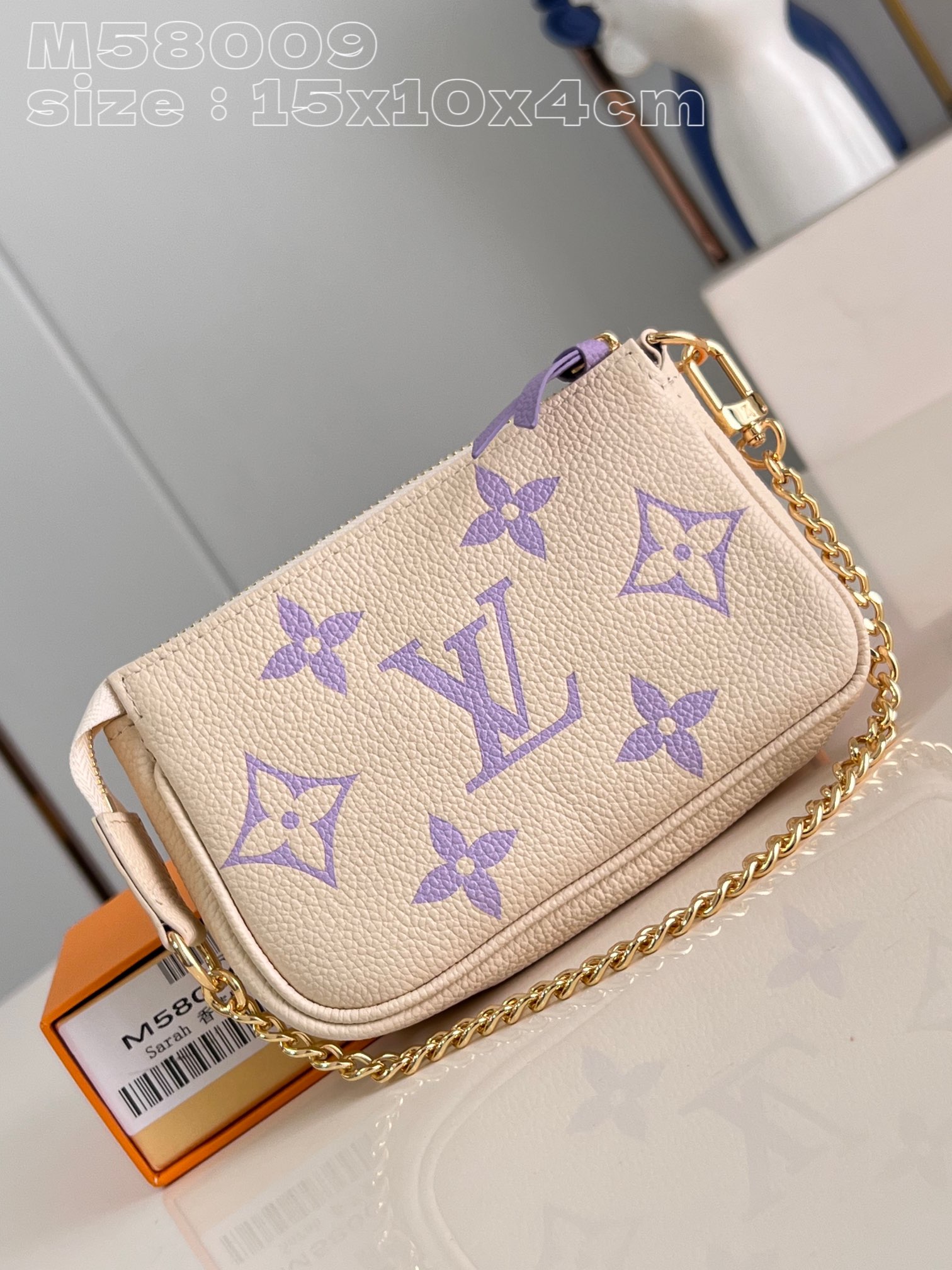 l**is V*t*n mini pochette accessoires handbag