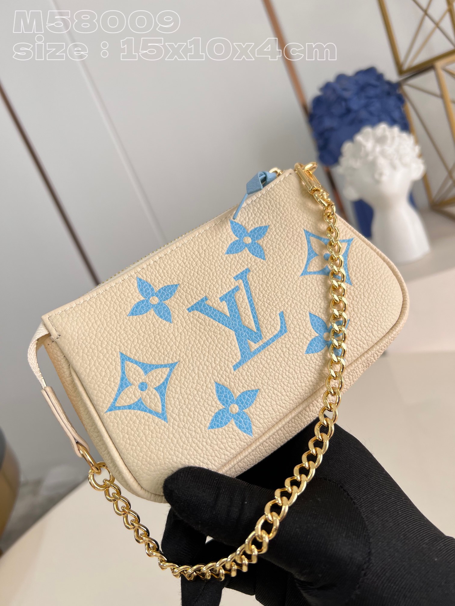 l**is V*t*n mini pochette accessoires handbag