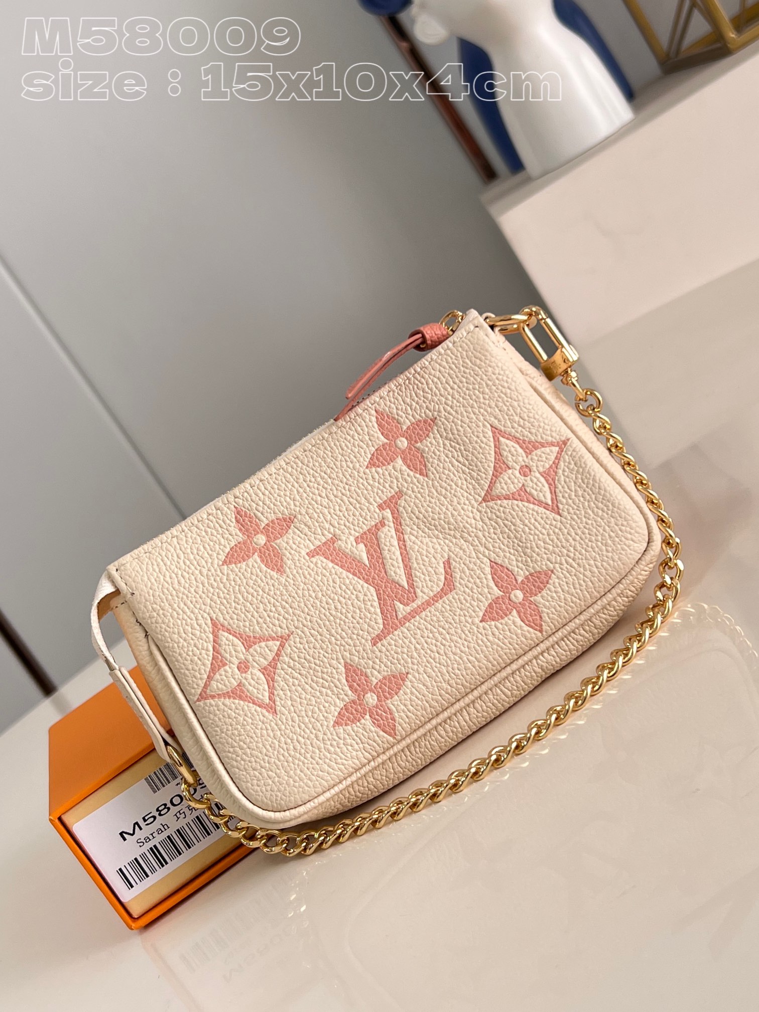l**is V*t*n mini pochette accessoires handbag