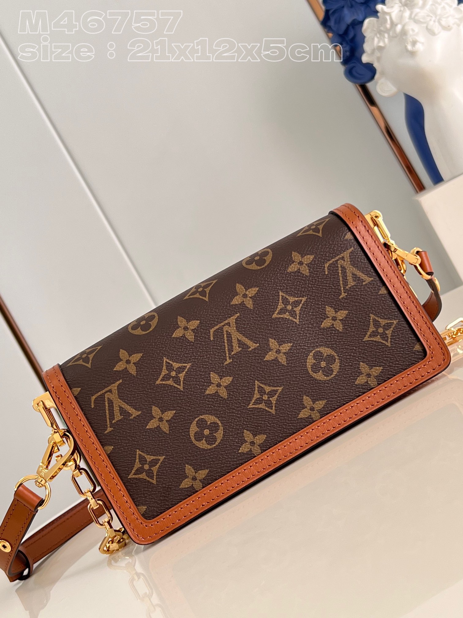 l**is V*t*n dauphine east west handbag