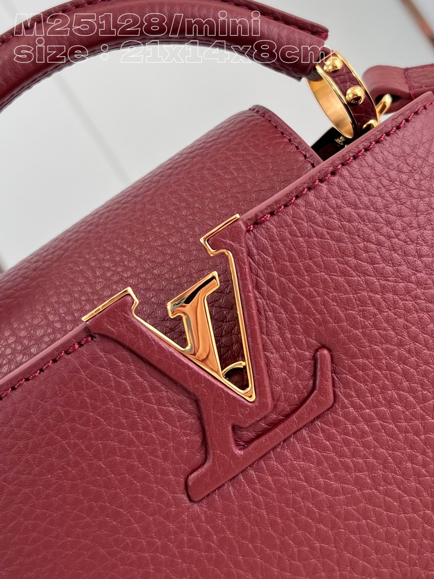 l**is V*t*n capucines mini handbag