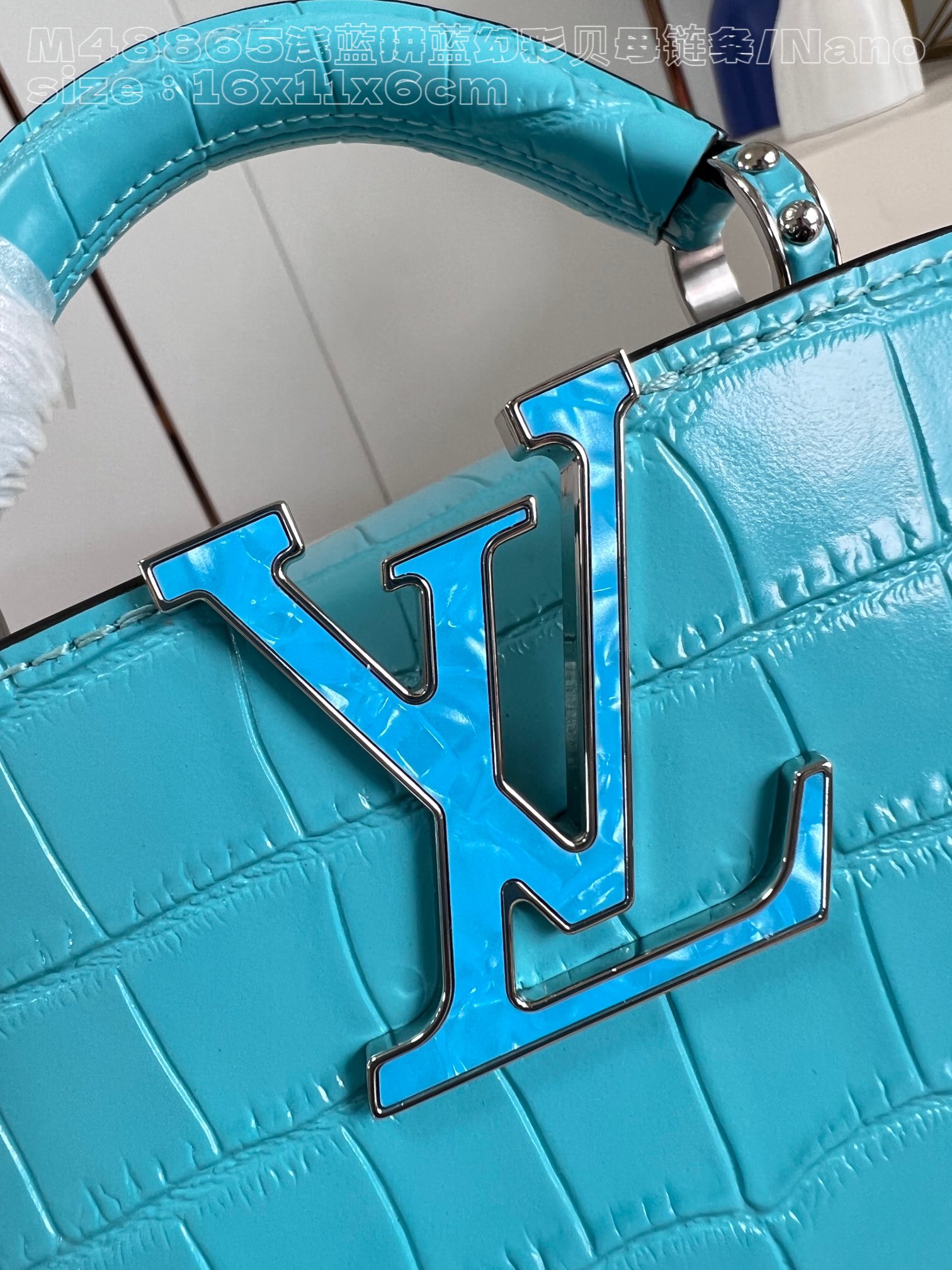 l**is V*t*n capucines nano