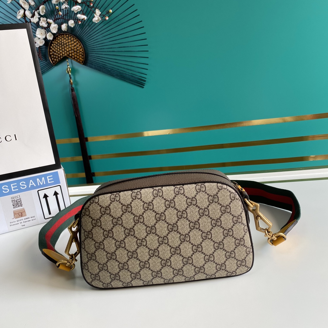 g*u*i neo vintage gg S*p*e messenger bag